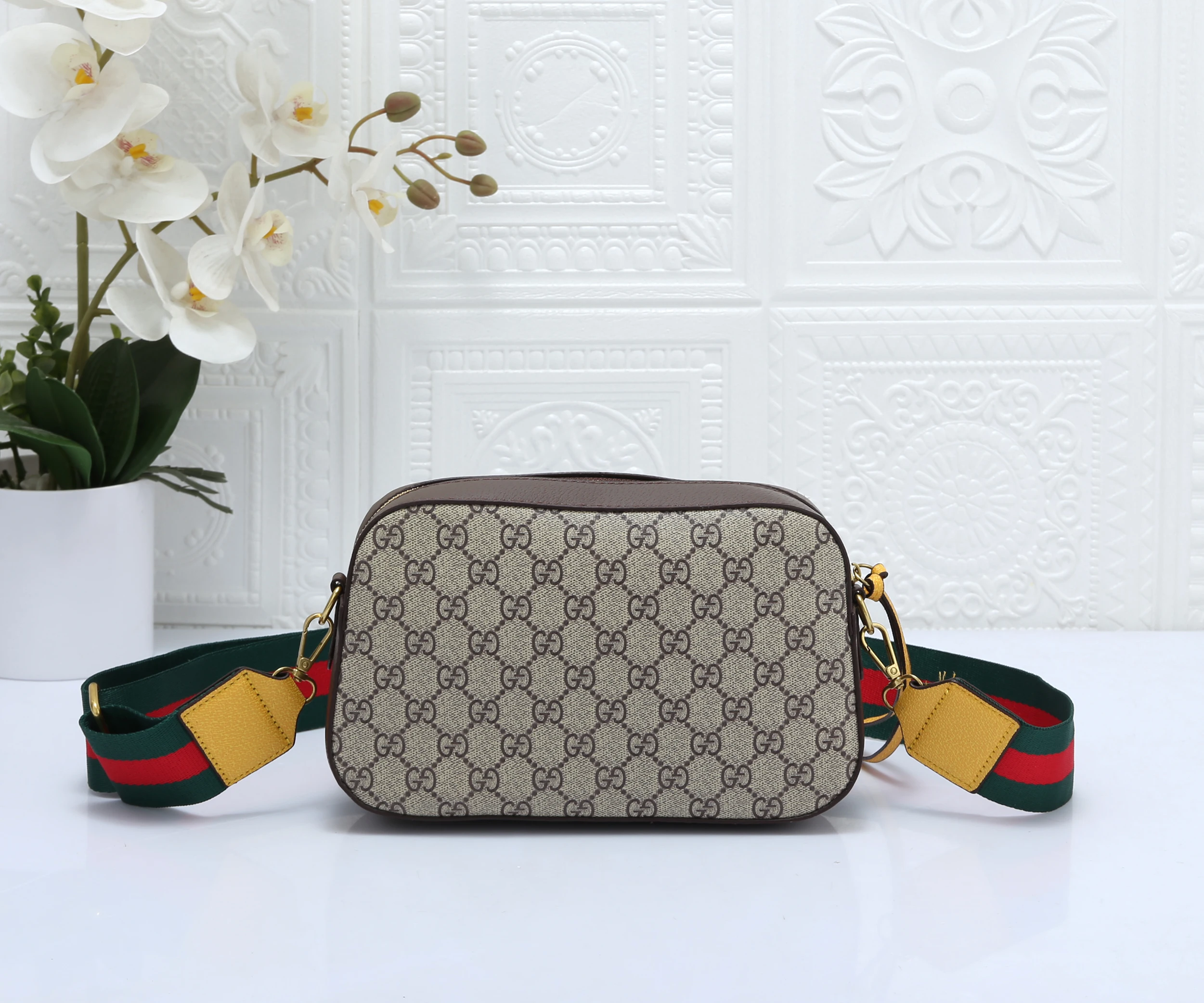 Large Capacity Double Compartment High-end Genuine Leather Cell Phone Purse Bag Messenger Single Shoulder bag
Large Capacity Double Compartment High-end Genuine Leather Cell Phone Purse Bag Messenger Single Shoulder bag