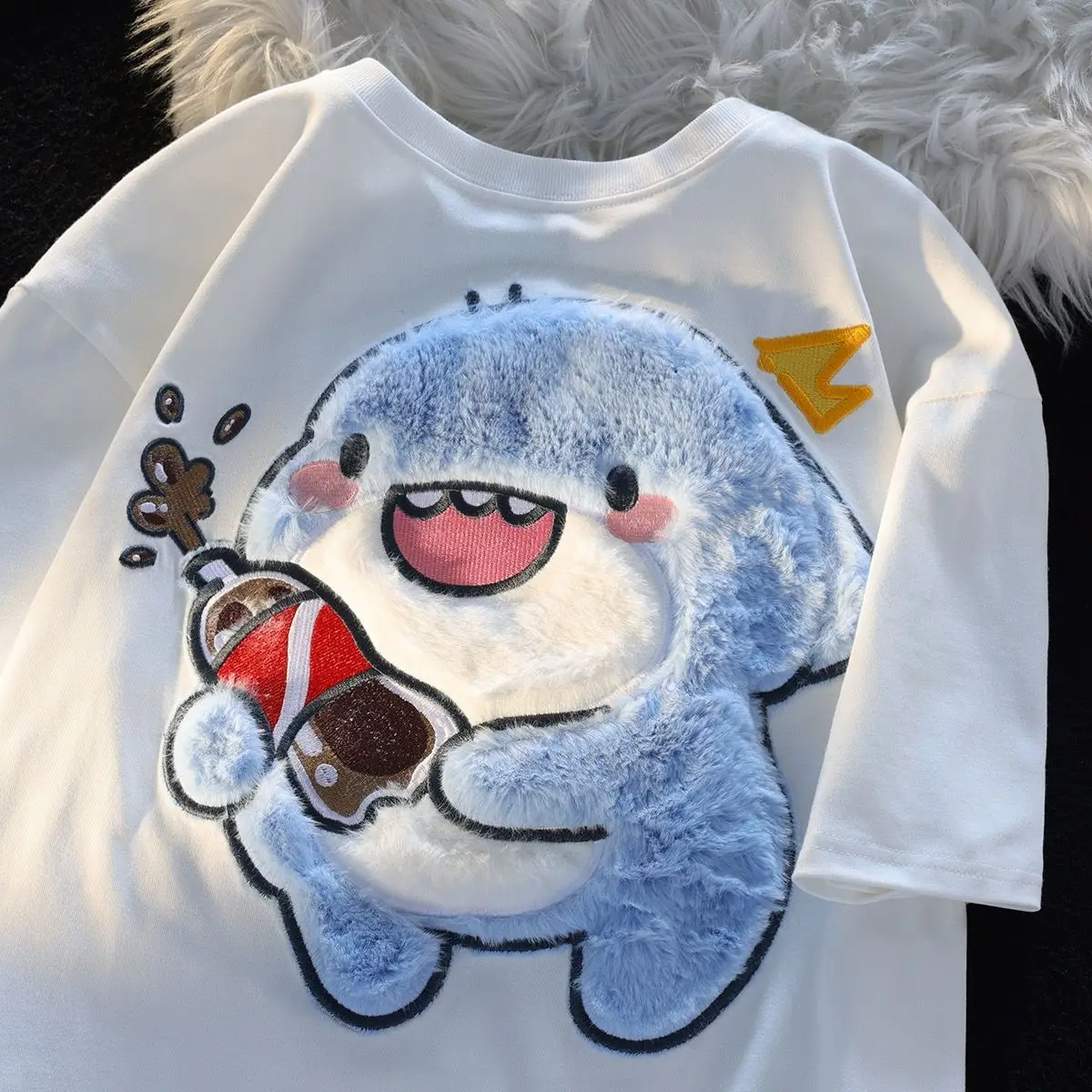 

Pure cotton plush small shark flocking embroidery short sleeved T-shirt men's and women's trendy brand fun cartoon couple tops