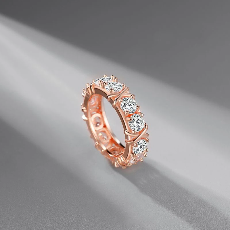 Korean Style Fashion Sterling Silver Color Rose Gold Color Cross Zircon Couple Ring Light Luxury Niche Exquisite Jewelry Gift
Korean Style Fashion Sterling Silver Color Rose Gold Color Cross Zircon Couple Ring Light Luxury Niche Exquisite Jewelry Gift
