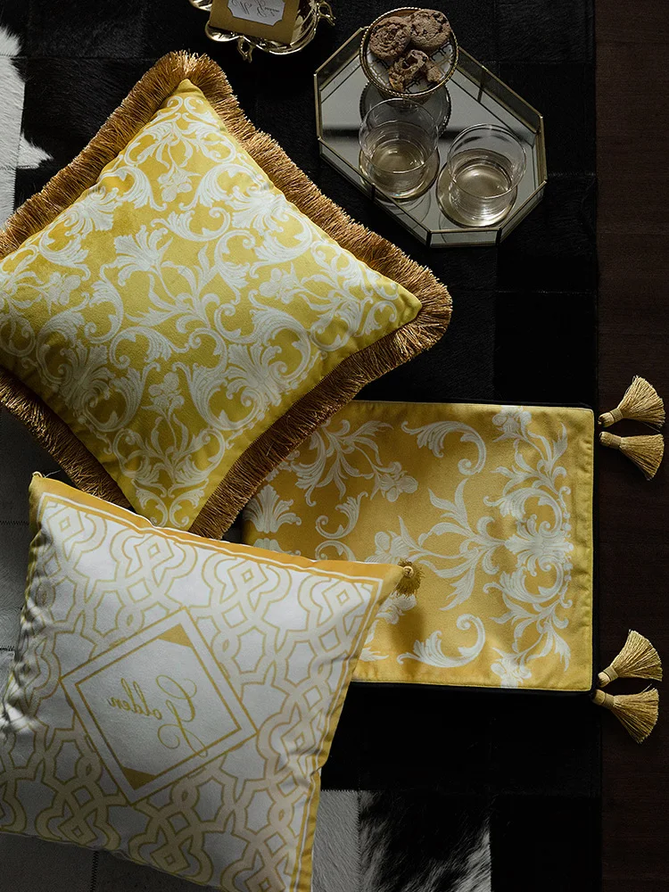 American Pearl European Entry Lux Vintage Sofa Living Room Custom Back Cushion Pillow Cover 
American Pearl European Entry Lux Vintage Sofa Living Room Custom Back Cushion Pillow Cover