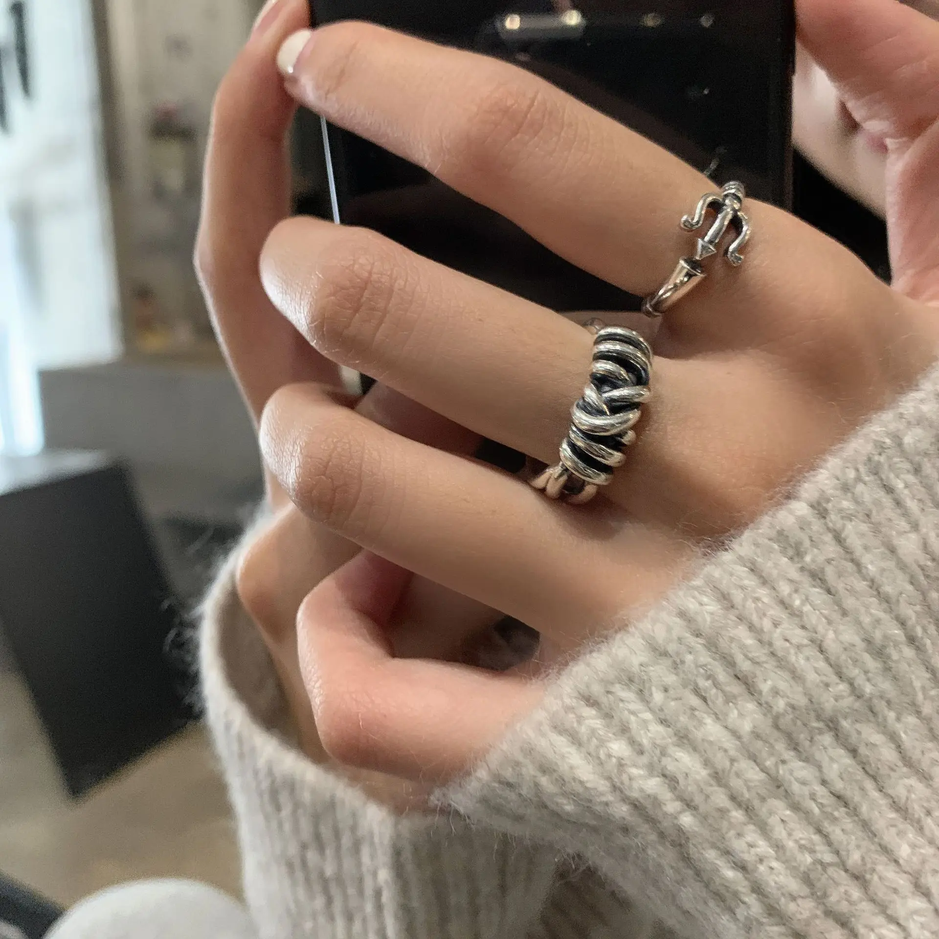 Retro Aesthetic Rings for Women Cross Anime Ring Twine Twist Knot Cool Stuff Old Personality Harpoon Chunky Gothic Girls Fashion
Retro Aesthetic Rings for Women Cross Anime Ring Twine Twist Knot Cool Stuff Old Personality Harpoon Chunky Gothic Girls Fashion