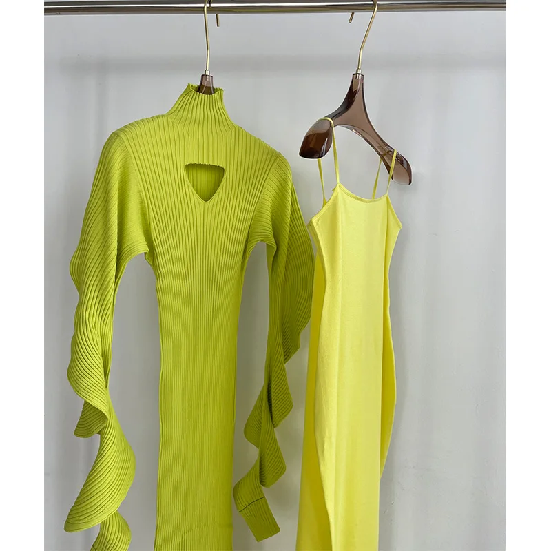 Cosmicchic 2021 Runway Knitted Dress Long Wavy Sleeve Knitting Sweater Hollow Out Maxi Bodycon Warm Dresses Elegant Ladies Wear
Cosmicchic 2021 Runway Knitted Dress Long Wavy Sleeve Knitting Sweater Hollow Out Maxi Bodycon Warm Dresses Elegant Ladies Wear