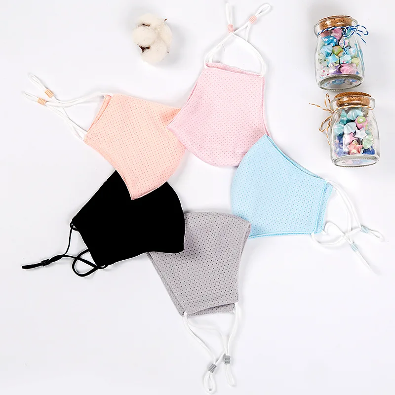 Summer Ice Silk Sunscreen Mask Shading Breathable Thin Anti-ultraviolet Ear Hanging Ear Cold Mask Black Labor Protection Mask
Summer Ice Silk Sunscreen Mask Shading Breathable Thin Anti-ultraviolet Ear Hanging Ear Cold Mask Black Labor Protection Mask