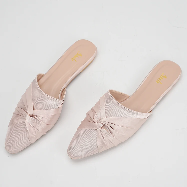 Female Shoes Cover Toe Ladies' Slippers Luxury Slides 2022 Flat Designer Soft Fashion Rome Sweet Silk Rubber Spring PU Basic
Female Shoes Cover Toe Ladies' Slippers Luxury Slides 2022 Flat Designer Soft Fashion Rome Sweet Silk Rubber Spring PU Basic