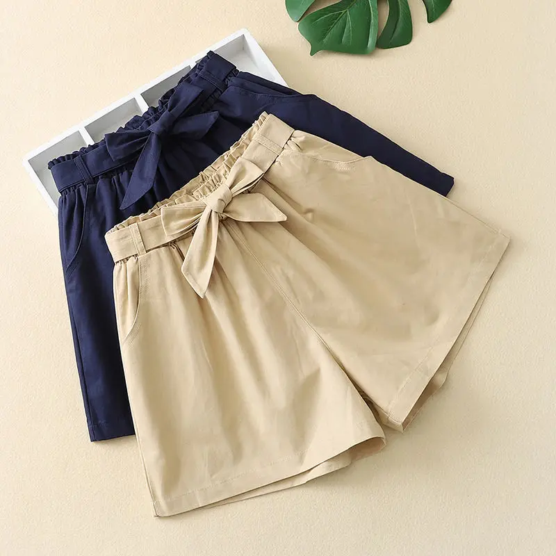 Capris Casual Simple Loose Korean New Summer Style Pleated Solid Bows Elastic Waist Soild Sweat Pants Children Clothing 
Capris Casual Simple Loose Korean New Summer Style Pleated Solid Bows Elastic Waist Soild Sweat Pants Children Clothing