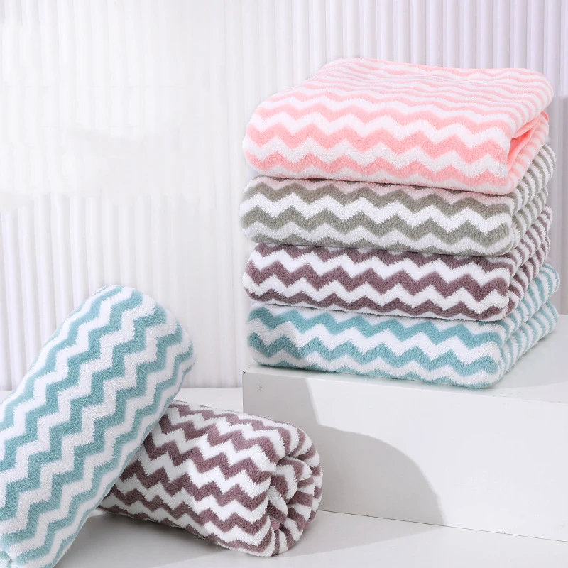 35x75cm coral fleece kitchen hand towel strong absorption pineapple coral velvet washing room handkerchief towel
35x75cm coral fleece kitchen hand towel strong absorption pineapple coral velvet washing room handkerchief towel