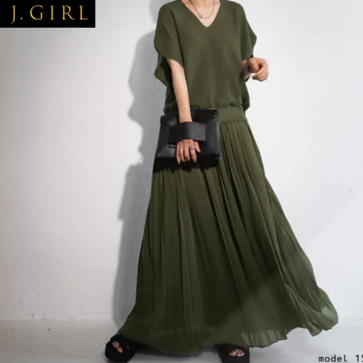 J GIRLS 2021 Autumn Dress Japanese Elegant Temperament Casual Style V-Neck Knitted Stitching Pleated Design Large Swing Vestido
J GIRLS 2021 Autumn Dress Japanese Elegant Temperament Casual Style V-Neck Knitted Stitching Pleated Design Large Swing Vestido