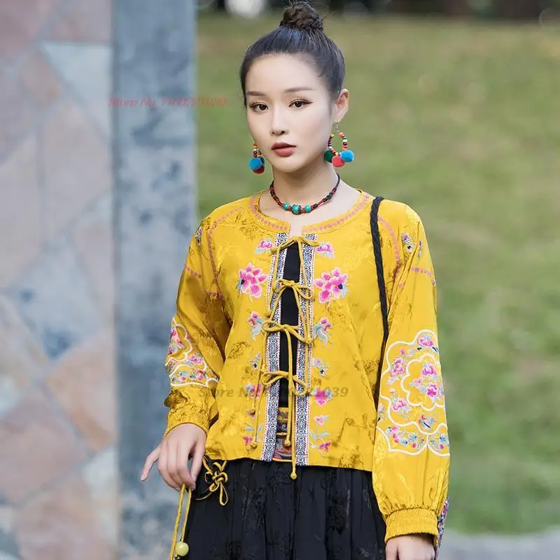2023 Elegant National Style jacquard Hanfu Tops Traditional Chinese flower Embroidery Women Vintage coat Loose Tang Suit Jacket
2023 Elegant National Style jacquard Hanfu Tops Traditional Chinese flower Embroidery Women Vintage coat Loose Tang Suit Jacket