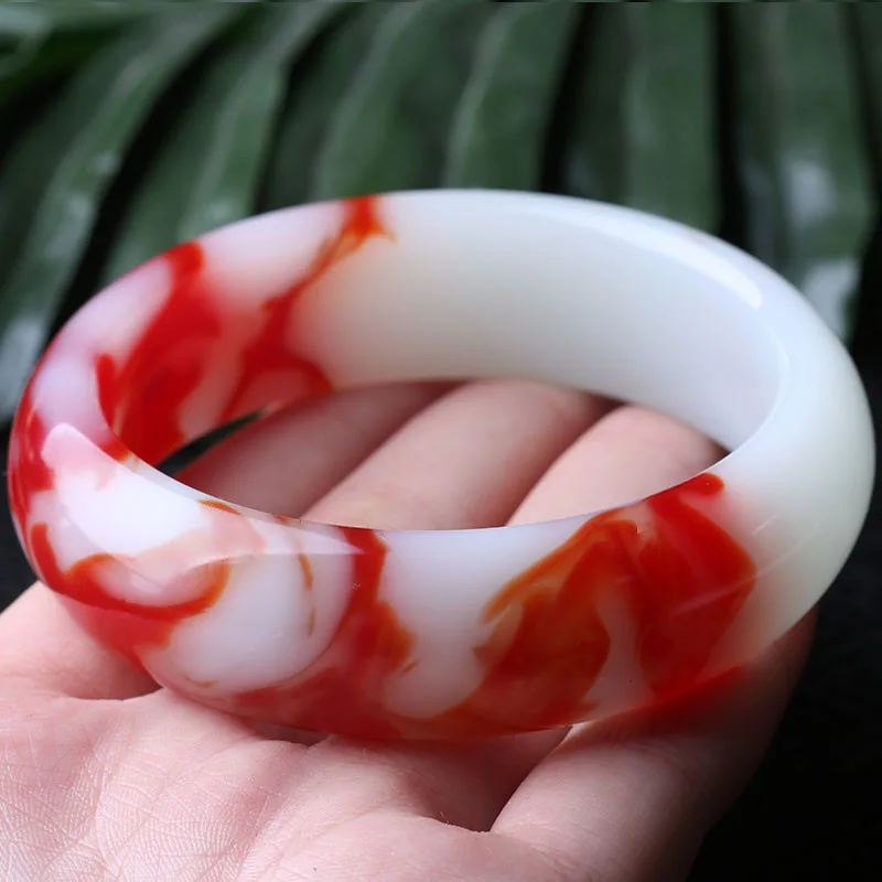 Natural Red and White Hand Carved Wide Bar Jade Bracelet Fashion Boutique Jewelry Women's Chicken Blood Bracelet Popular Gift
Natural Red and White Hand Carved Wide Bar Jade Bracelet Fashion Boutique Jewelry Women's Chicken Blood Bracelet Popular Gift