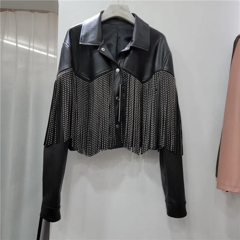 Autumn Women Fringe Patchwork High Waist Short Faux Leather Coat Lapel Single Breasted Long Sleeve Slim Biker Jacket Streetwear
Autumn Women Fringe Patchwork High Waist Short Faux Leather Coat Lapel Single Breasted Long Sleeve Slim Biker Jacket Streetwear