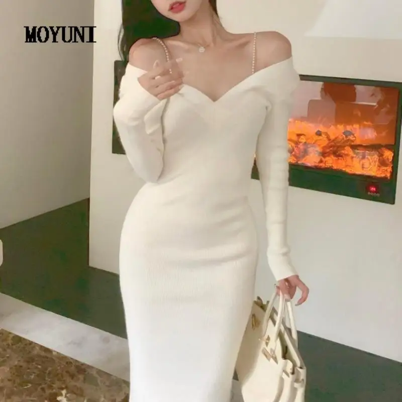 Winter Elegant Knitted Dress Women Solid Sexy Bodycon Party Midi Dress Female Casual Korean Fashion One Piece Sweater Dress 2021
Winter Elegant Knitted Dress Women Solid Sexy Bodycon Party Midi Dress Female Casual Korean Fashion One Piece Sweater Dress 2021