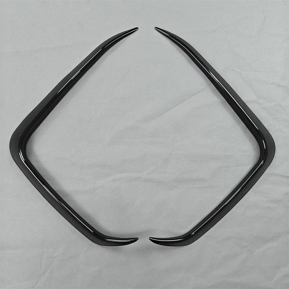 Для BMW X6 G06 2019 2020 2021 2022 передний ветровой нож, фара, брова, окрашенный в блеск, спойлер, сплиттер, накладка, наклейки, обвесы
Для BMW X6 G06 2019 2020 2021 2022 передний ветровой нож, фара, брова, окрашенный в блеск, спойлер, сплиттер, накладка, наклейки, обвесы