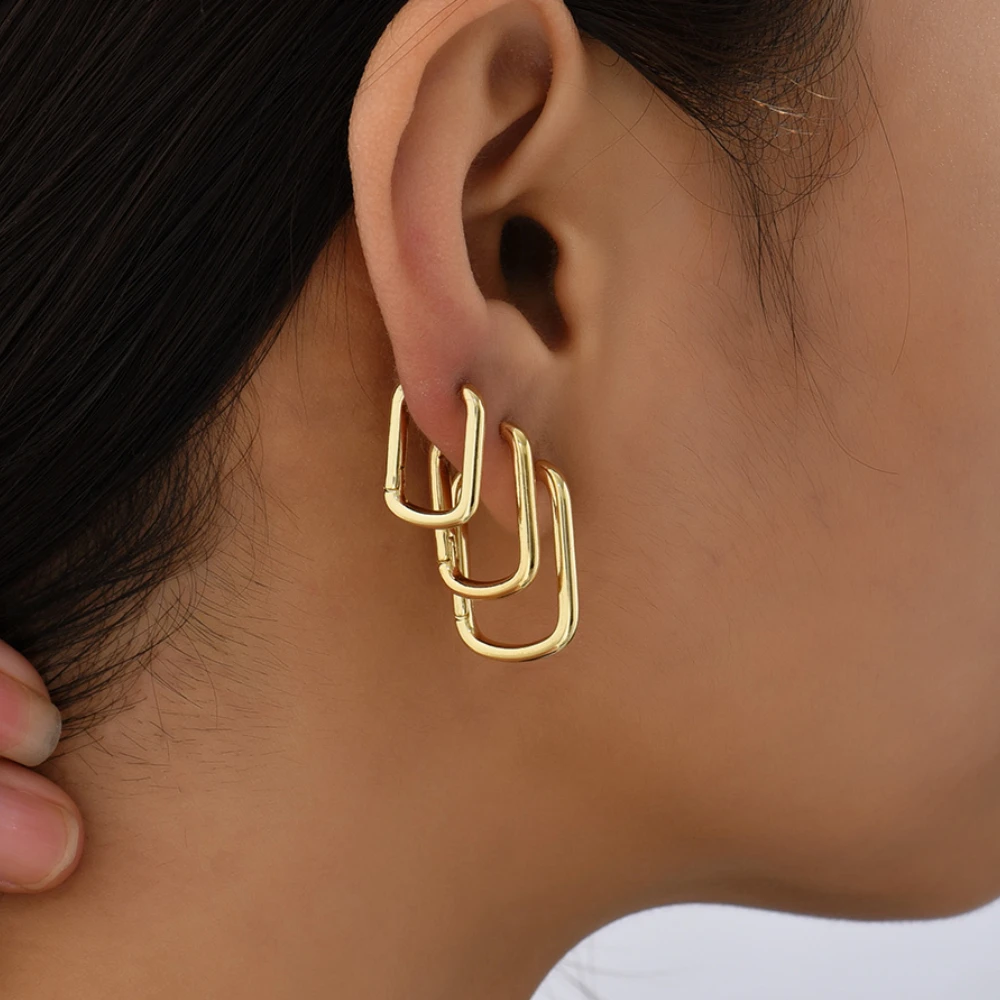 Gold Color Metal Geometric Square Hoop Earring for Women Minimalist Small Circle Huggies Ear Buckle Punk Jewelry 2022 New Trendy
Gold Color Metal Geometric Square Hoop Earring for Women Minimalist Small Circle Huggies Ear Buckle Punk Jewelry 2022 New Trendy