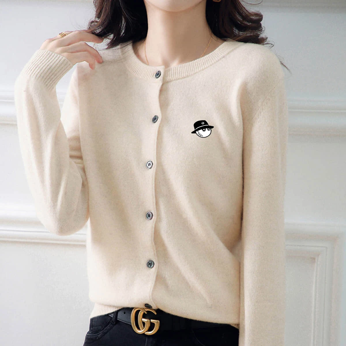 Horse Women's Golf Clothing Autumn 2022 Blouse Cardigans Malbon Sweaters Wool Cardigan Golf Wear Women Slim Fit Coats Jackets
Horse Women's Golf Clothing Autumn 2022 Blouse Cardigans Malbon Sweaters Wool Cardigan Golf Wear Women Slim Fit Coats Jackets