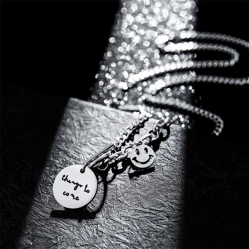 2022 Fashion Retro Titanium Steel Round Thick Cuban Chain Smiley Letters Unisex Trend Punk Necklace Charm Jewelry Friends Gifts
2022 Fashion Retro Titanium Steel Round Thick Cuban Chain Smiley Letters Unisex Trend Punk Necklace Charm Jewelry Friends Gifts