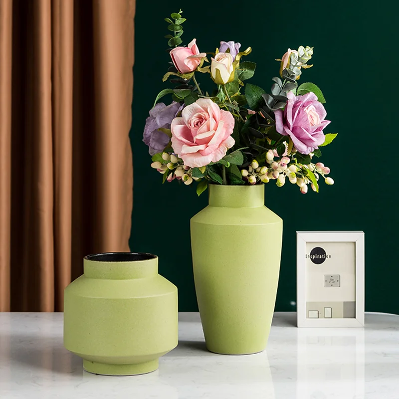 Nordic Frosted Ceramic Vase Decoration Green Flower Living Room TV Cabinet Light Luxury Flower Arrangement Table Decoration
Nordic Frosted Ceramic Vase Decoration Green Flower Living Room TV Cabinet Light Luxury Flower Arrangement Table Decoration