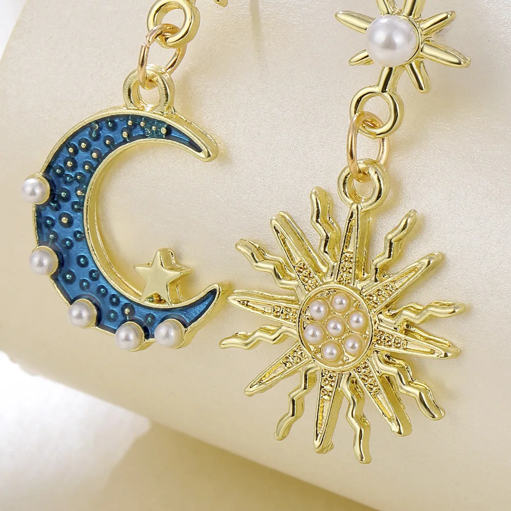 2022 Fashion Bohemia Sun And Moon Earrings Gold Color Round Rhinestone Drop Earrings Women Female Boho Jewelry Gift For Her
2022 Fashion Bohemia Sun And Moon Earrings Gold Color Round Rhinestone Drop Earrings Women Female Boho Jewelry Gift For Her