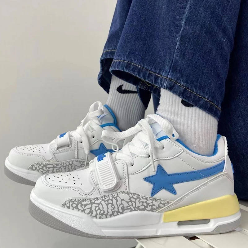 Harajuku Street Women Man Star Sneaker Summer New Fashion Versatile Sports Shoes Korean Casual Breathable Student Plat Shoes
Harajuku Street Women Man Star Sneaker Summer New Fashion Versatile Sports Shoes Korean Casual Breathable Student Plat Shoes