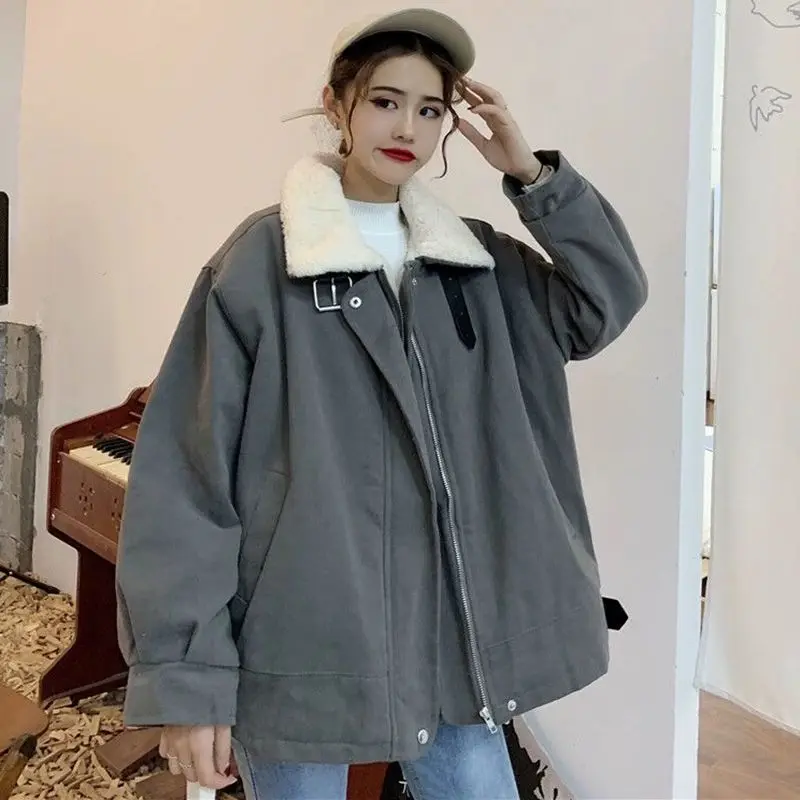 Women Cotton Jacket Padded Casual Slim Coats Female Stand Collar Parkas Casual Loose Parkas Ladies Wadded Jackets Overcoat G309
Women Cotton Jacket Padded Casual Slim Coats Female Stand Collar Parkas Casual Loose Parkas Ladies Wadded Jackets Overcoat G309