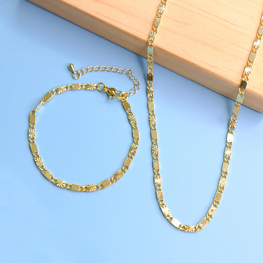 Fashion Hip Hop Gold Chains Necklace&Bracelet Set For Women High-quailty Copper Gold Plated Clavicle Chain Jewelry Set Wholesale
Fashion Hip Hop Gold Chains Necklace&Bracelet Set For Women High-quailty Copper Gold Plated Clavicle Chain Jewelry Set Wholesale