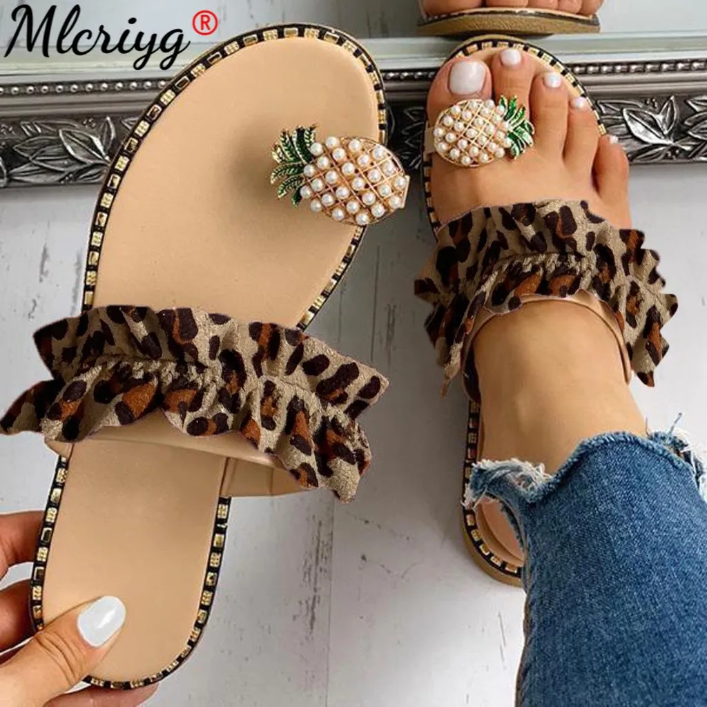 Summer New Casual Flip Flops Flowers Pearl Woman Flat Shoes Comfortable Femme Beach Sandals 35-43 Plus Size Women Flats Slippers
Summer New Casual Flip Flops Flowers Pearl Woman Flat Shoes Comfortable Femme Beach Sandals 35-43 Plus Size Women Flats Slippers