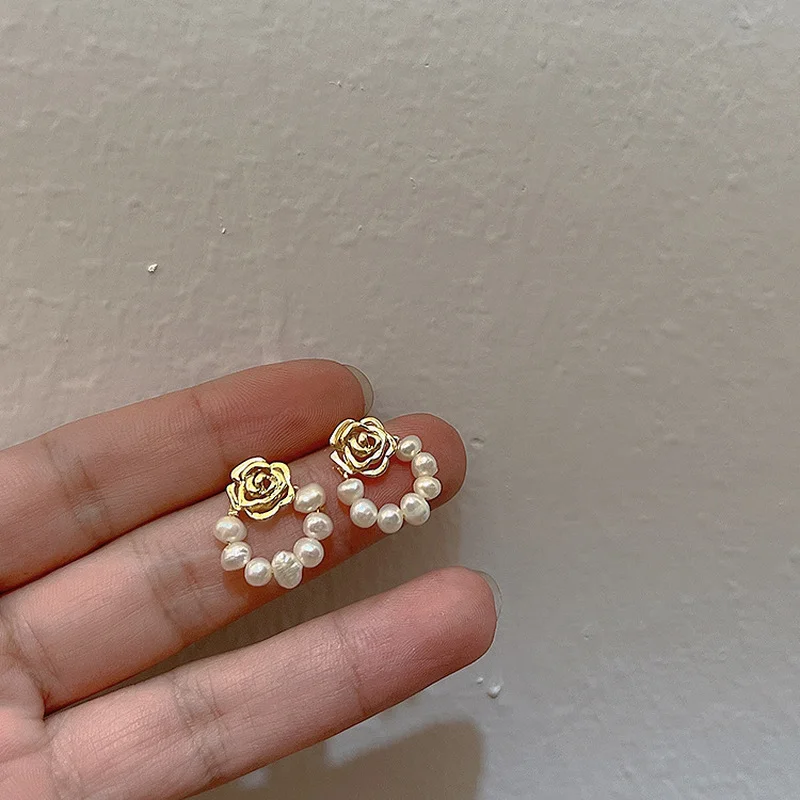 Minar Sweet Natural Freshwater Pearl Drop Dangle Earrings for Women Gold Color Hollow Out Rose Flower Earring Vintage Jewelry
Minar Sweet Natural Freshwater Pearl Drop Dangle Earrings for Women Gold Color Hollow Out Rose Flower Earring Vintage Jewelry
