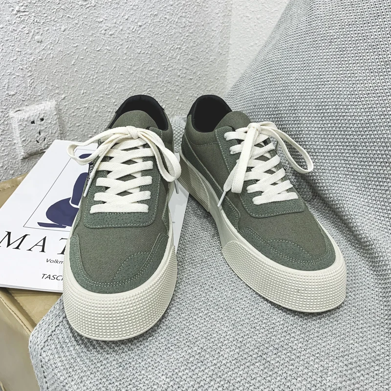 Retro Lightweight Rubber Outsole Shoes 2022 Summer New Men's Casual Shoes Fashion Comfortable Non-slip Thick Sole Men's Shoes 44
Retro Lightweight Rubber Outsole Shoes 2022 Summer New Men's Casual Shoes Fashion Comfortable Non-slip Thick Sole Men's Shoes 44