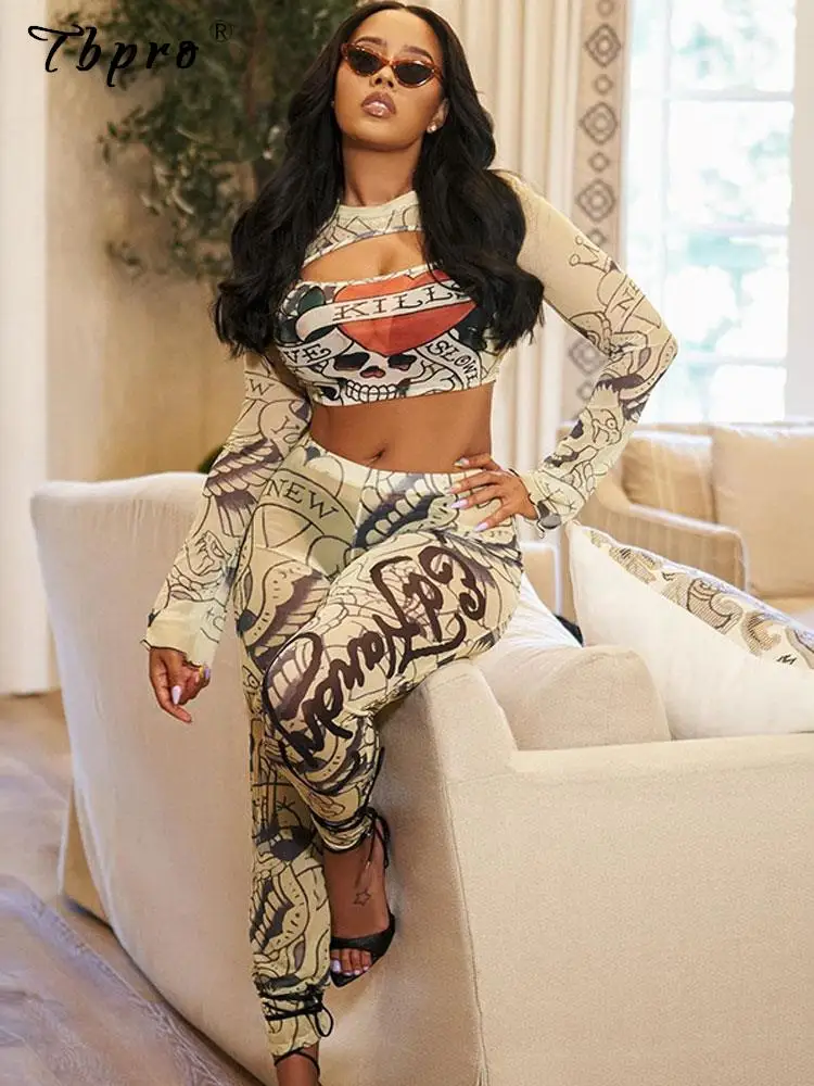 2023 Summer Women Mesh Sheer Crop Tops Pant 2 Piece Matching Sets Female Printed Contrasting Color Tops And Trouser Suit
2023 Summer Women Mesh Sheer Crop Tops Pant 2 Piece Matching Sets Female Printed Contrasting Color Tops And Trouser Suit