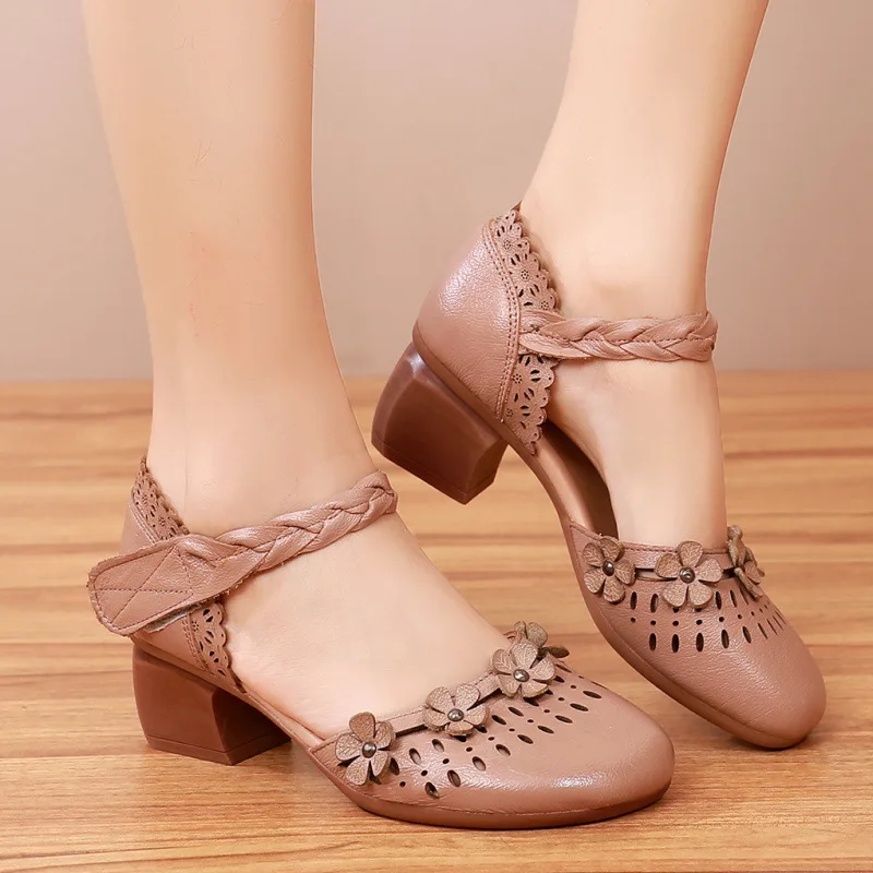 Women's Retro Flowers Sandals Summer Hollow Solid Color High Heels Round Head Thick Heeled Shoes Sandalias De Plataforma
Women's Retro Flowers Sandals Summer Hollow Solid Color High Heels Round Head Thick Heeled Shoes Sandalias De Plataforma