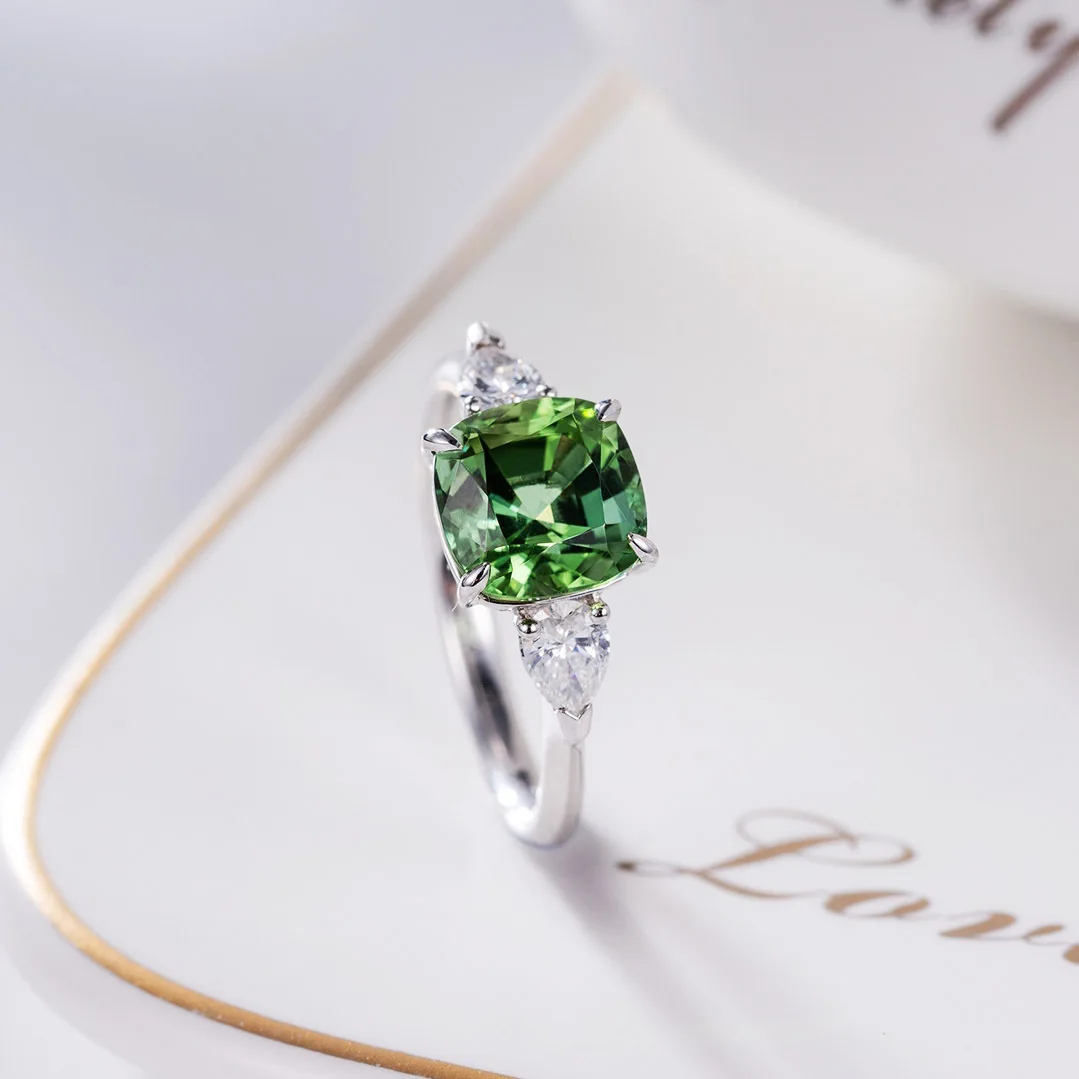 

New Green Tourmaline Square Zircon Ring Female 925 Stamp Temperament Apple Green Color Treasure Opening Ring Party Birthday Gift