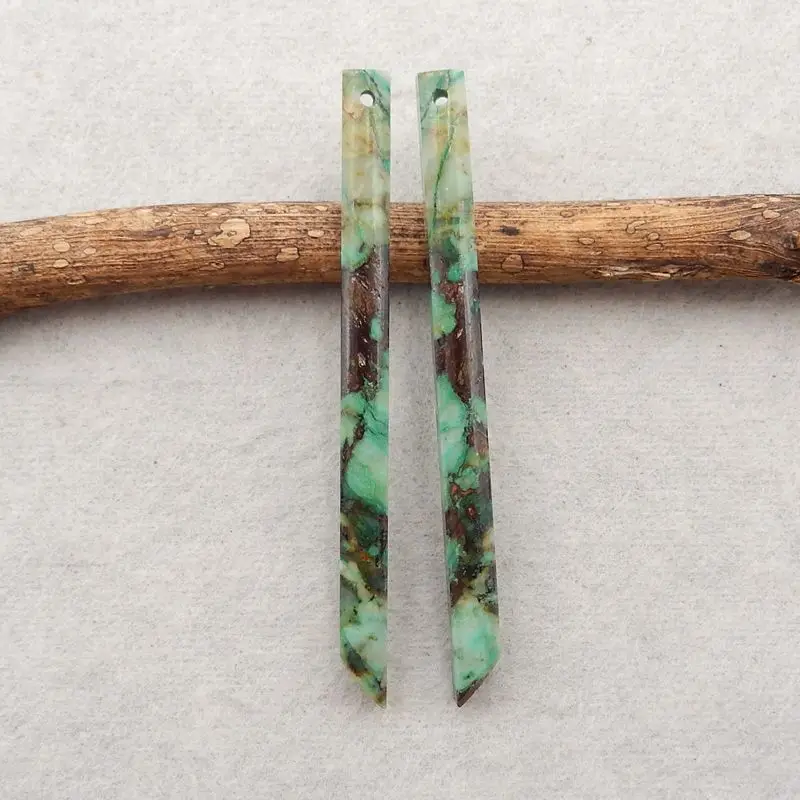 Semiprecious Handmade Jewelry Natural Stone Chrysocolla Gemstone Earring Bead Accessories For Women 56x4x4mm 5g
Semiprecious Handmade Jewelry Natural Stone Chrysocolla Gemstone Earring Bead Accessories For Women 56x4x4mm 5g