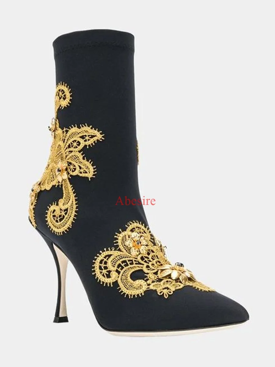 Women Flower Embroider Boots Thin High Heels Metal Rhinestone Jewelry Pointed Toe Cover Mid Ankle Luxury Design Autumn Shoes
Women Flower Embroider Boots Thin High Heels Metal Rhinestone Jewelry Pointed Toe Cover Mid Ankle Luxury Design Autumn Shoes