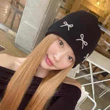 Korean Niche Design Bow Pearl Knitted Hat Women‘s Autumn and Winter Warm Fashion Versatile Skull Beanie Hats Bonnet