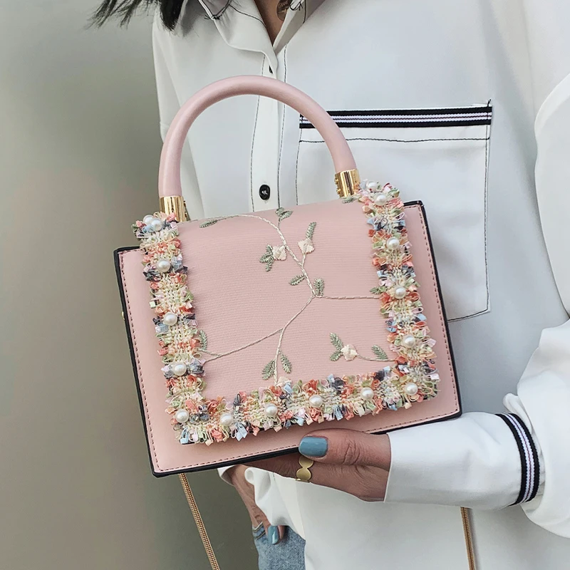 Ladies Fashion Handbags Luxury Girls Crossbody Bags Tote Women Inlaid Pearl Embroidery Shoulder Bag Mini Square Messenger Bag
Ladies Fashion Handbags Luxury Girls Crossbody Bags Tote Women Inlaid Pearl Embroidery Shoulder Bag Mini Square Messenger Bag