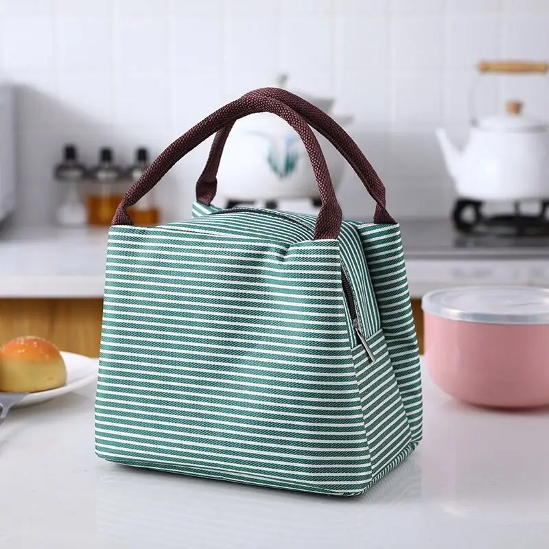 Lunch Bag Thermal Insulation and Cold Preservation Thickened Aluminum Foil Portable Waterproof Camping Student Office Worker
Lunch Bag Thermal Insulation and Cold Preservation Thickened Aluminum Foil Portable Waterproof Camping Student Office Worker