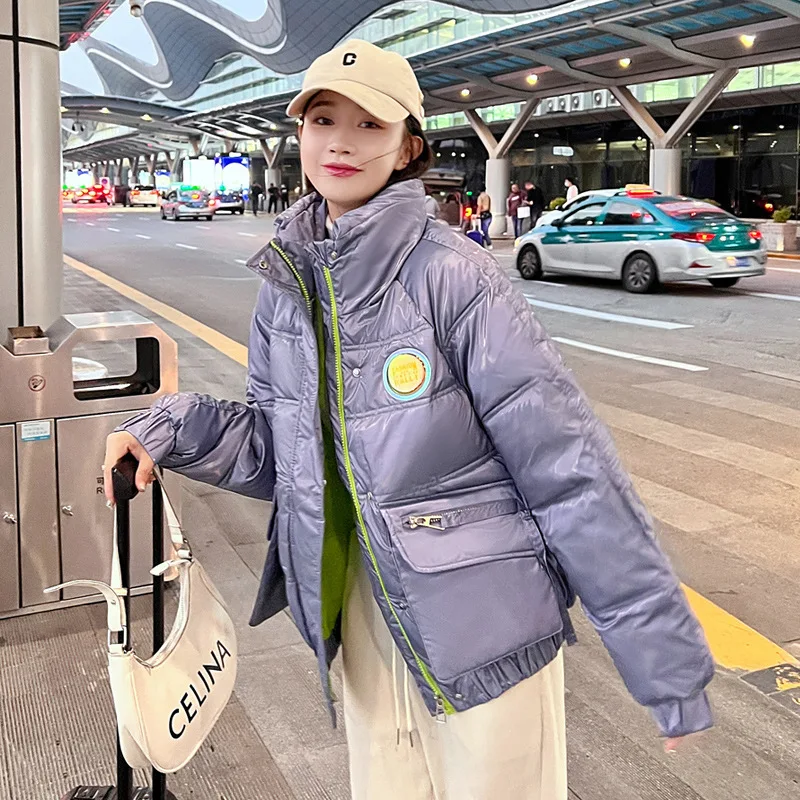 Женская короткая хлопковая куртка, Повседневная Свободная утепленная куртка в Корейском стиле, зима 2022
Женская короткая хлопковая куртка, Повседневная Свободная утепленная куртка в Корейском стиле, зима 2022