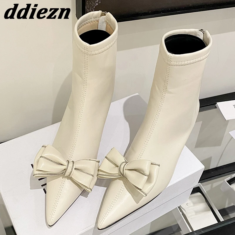 Fashion Butterfly-knot Ladies Ankle Boots 2023 New Autumn Spring Pointed Toe Heel Women Modern Boots Zippers Female Pumps Shoes
Fashion Butterfly-knot Ladies Ankle Boots 2023 New Autumn Spring Pointed Toe Heel Women Modern Boots Zippers Female Pumps Shoes