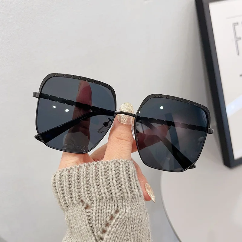 Fashion Large Square Frame UV Protection Driving Sunglasses Personality UV400 Casual Black Glasses Eyewear for Adult Women Men
Fashion Large Square Frame UV Protection Driving Sunglasses Personality UV400 Casual Black Glasses Eyewear for Adult Women Men