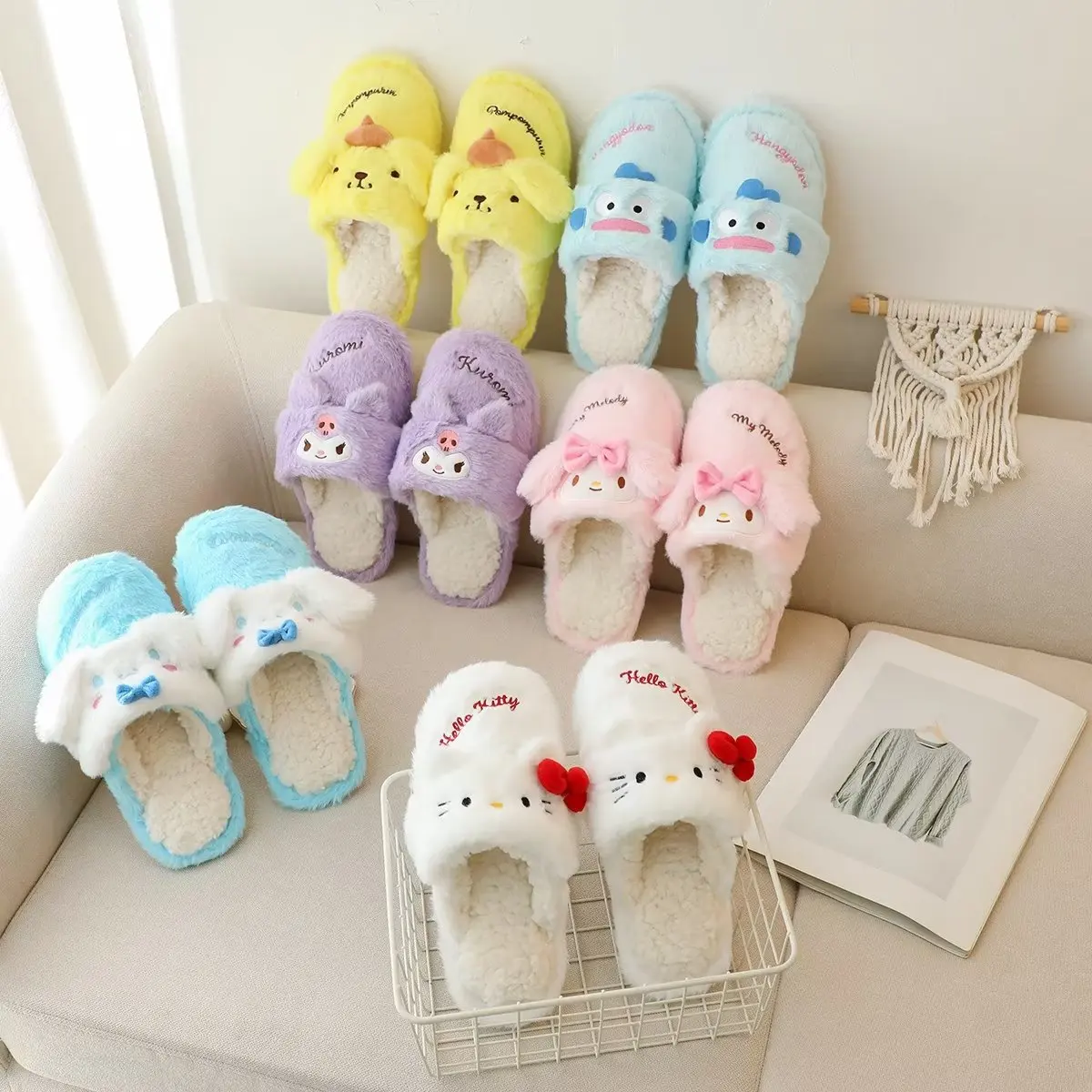 Sanrios Anime PomPomPurins Kuromi Cinnamoroll Kawaii Cartoon Home Plush Slippers with Heels Non-Slip Home Shoes Cotton Slipper
Sanrios Anime PomPomPurins Kuromi Cinnamoroll Kawaii Cartoon Home Plush Slippers with Heels Non-Slip Home Shoes Cotton Slipper