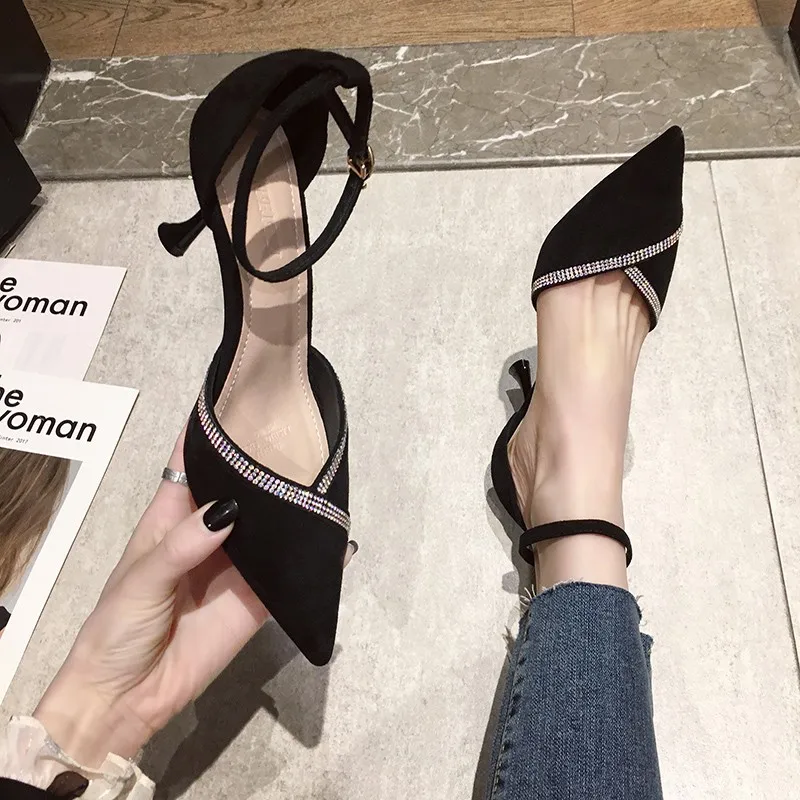 Women's high-heeled shoes in the spring of 2022 fairy Feng Shui drill with thin toe Baotou buckle sandals good-shoes
Women's high-heeled shoes in the spring of 2022 fairy Feng Shui drill with thin toe Baotou buckle sandals good-shoes
