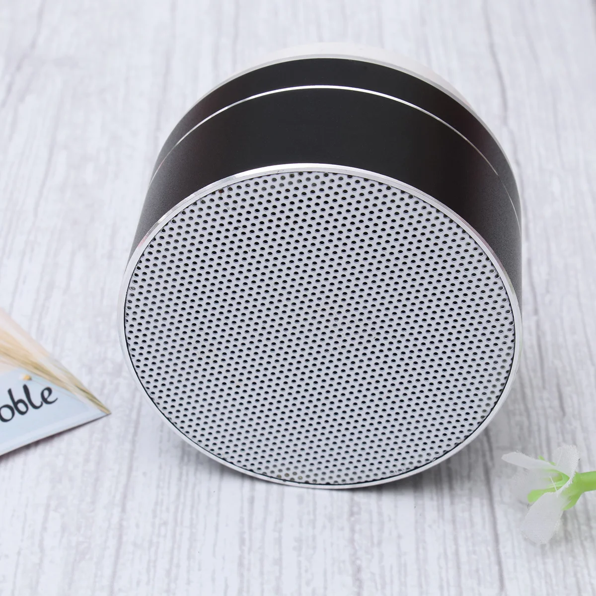 1Pc Portable Sound Box Music HiFi Super Bass High Sound Quality Stereo for Home Outdoor Indoor
1Pc Portable Sound Box Music HiFi Super Bass High Sound Quality Stereo for Home Outdoor Indoor