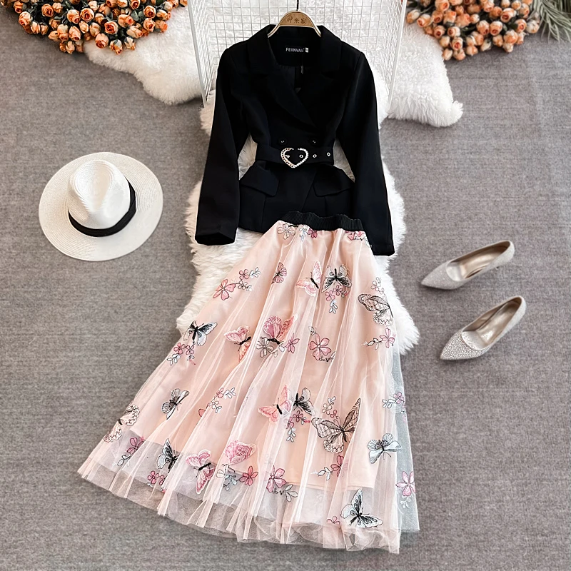 Business Fashion Suit Women's Casual Suit Jacket Long Sleeve Suit Top Two-Piece High Waist Mesh Skirt
Business Fashion Suit Women's Casual Suit Jacket Long Sleeve Suit Top Two-Piece High Waist Mesh Skirt