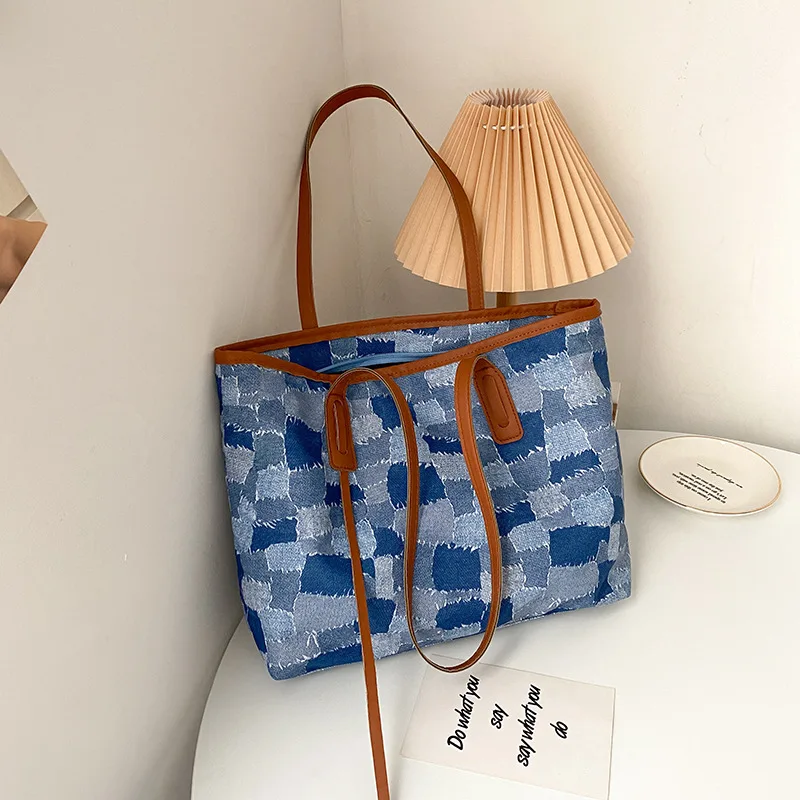 Personality Patch Handbag Tote Bag Female 2021 New Trendy Korean Version Fashion This Year's Popular Autumn and Winter Tote Bag
Personality Patch Handbag Tote Bag Female 2021 New Trendy Korean Version Fashion This Year's Popular Autumn and Winter Tote Bag