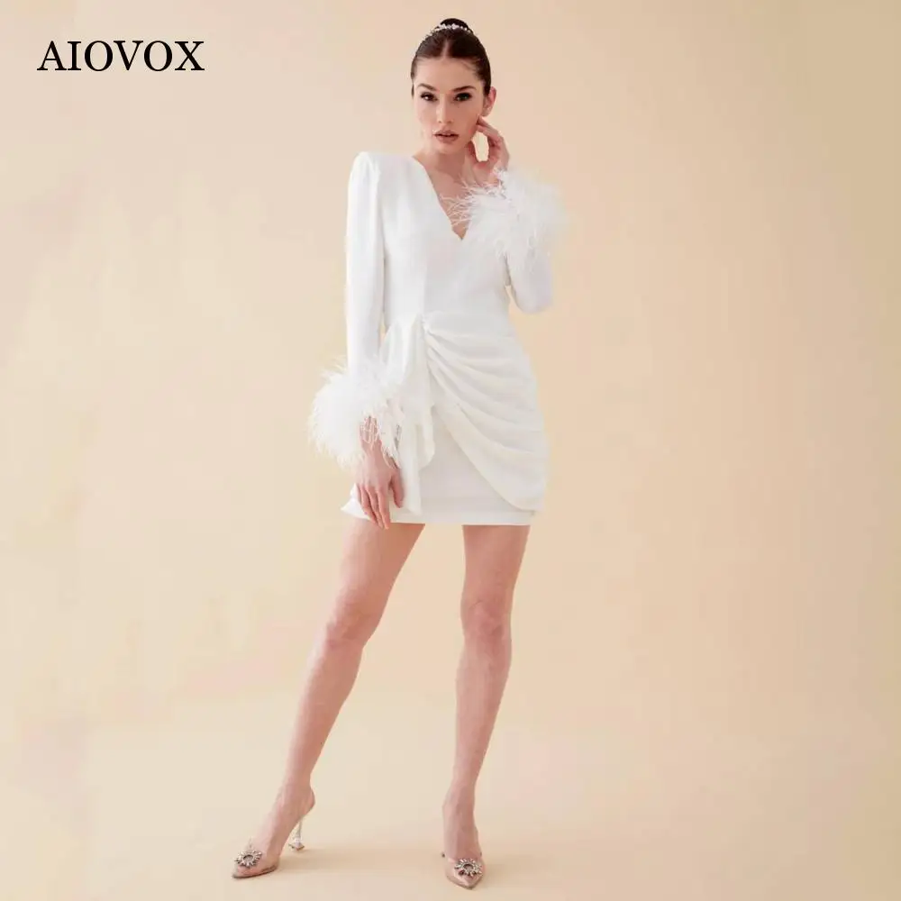 AIOVOX Simple V-Neck Party Dress For Women Long Sleeve With Feather Short Prom Dress Sheath Backless Vestido De Gala Custom-Made
AIOVOX Simple V-Neck Party Dress For Women Long Sleeve With Feather Short Prom Dress Sheath Backless Vestido De Gala Custom-Made