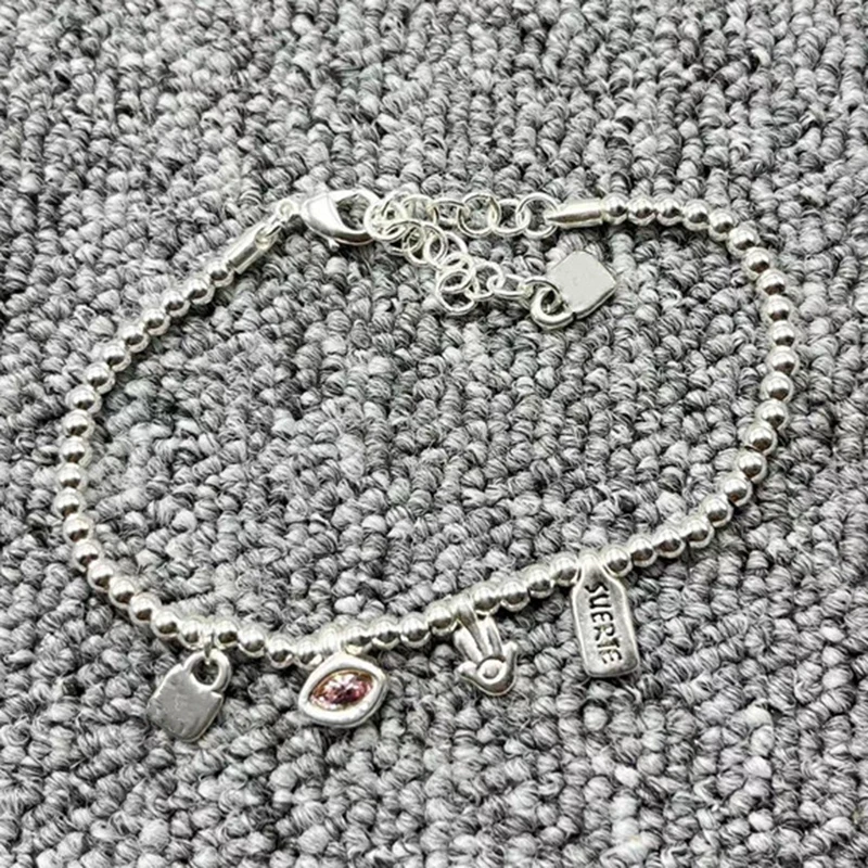 High quality European and American original plating 925 silver exquisite luxury bracelet holiday jewelry gifts
High quality European and American original plating 925 silver exquisite luxury bracelet holiday jewelry gifts