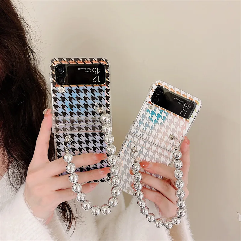 Black White Houndstooth Beads Phone Case for Samsung Galaxy Z Flip 3 5G PC Back Cover for ZFlip3 Protective Hard Case Shell
Black White Houndstooth Beads Phone Case for Samsung Galaxy Z Flip 3 5G PC Back Cover for ZFlip3 Protective Hard Case Shell