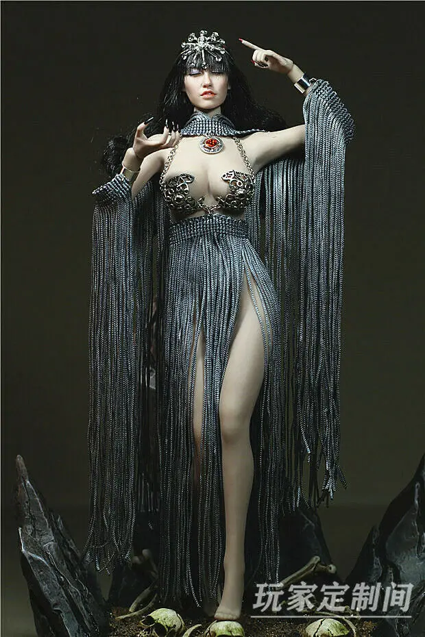 Custom 1:6 Figure fringed Model For 12" Phicen Female Big Middle Bust Body
Custom 1:6 Figure fringed Model For 12" Phicen Female Big Middle Bust Body
