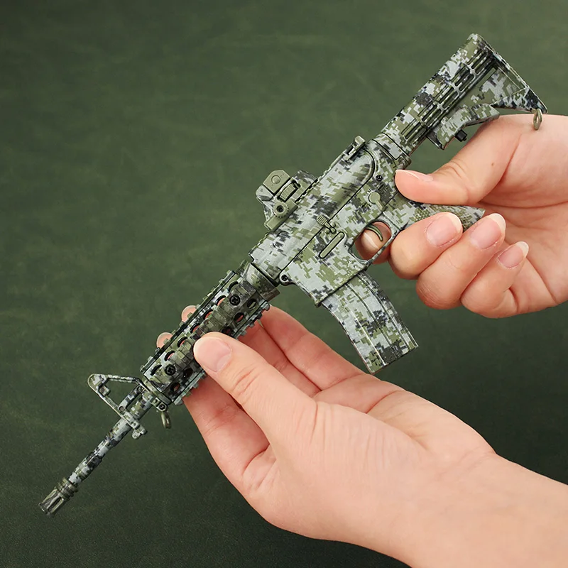 Реалистичная игрушка AR15 камуфляжная винтовка мини M4A1 черный 1:3 28 см металлическая модель оружия из сплава сборка разборка подарки для мальч...
Реалистичная игрушка AR15 камуфляжная винтовка мини M4A1 черный 1:3 28 см металлическая модель оружия из сплава сборка разборка подарки для мальч...