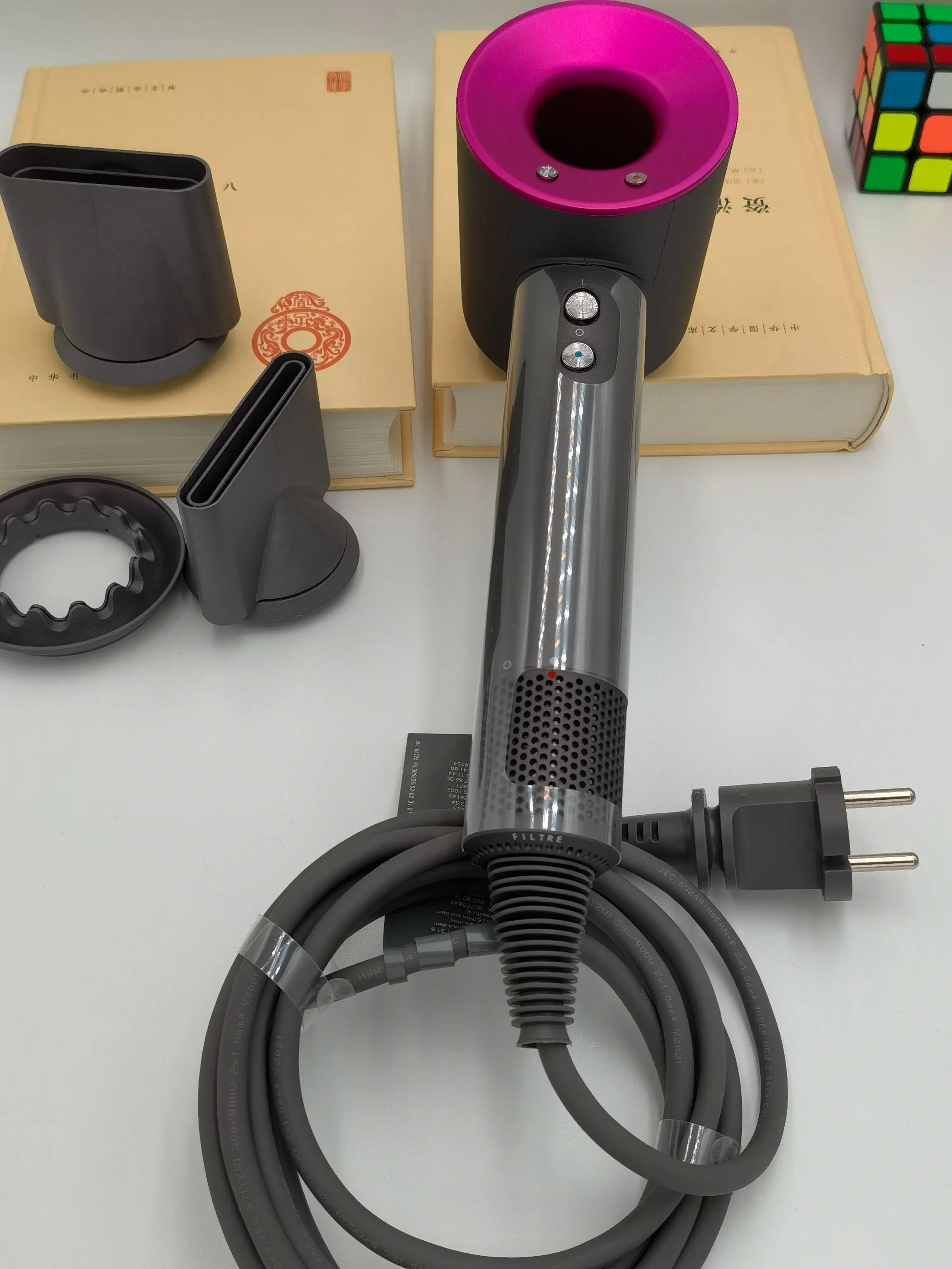 Best Quality Version Salon HD08 HD03 Hair Dryer With Accessories For DS Hair Dryer Supers Soniced Hair Dryer
Best Quality Version Salon HD08 HD03 Hair Dryer With Accessories For DS Hair Dryer Supers Soniced Hair Dryer
