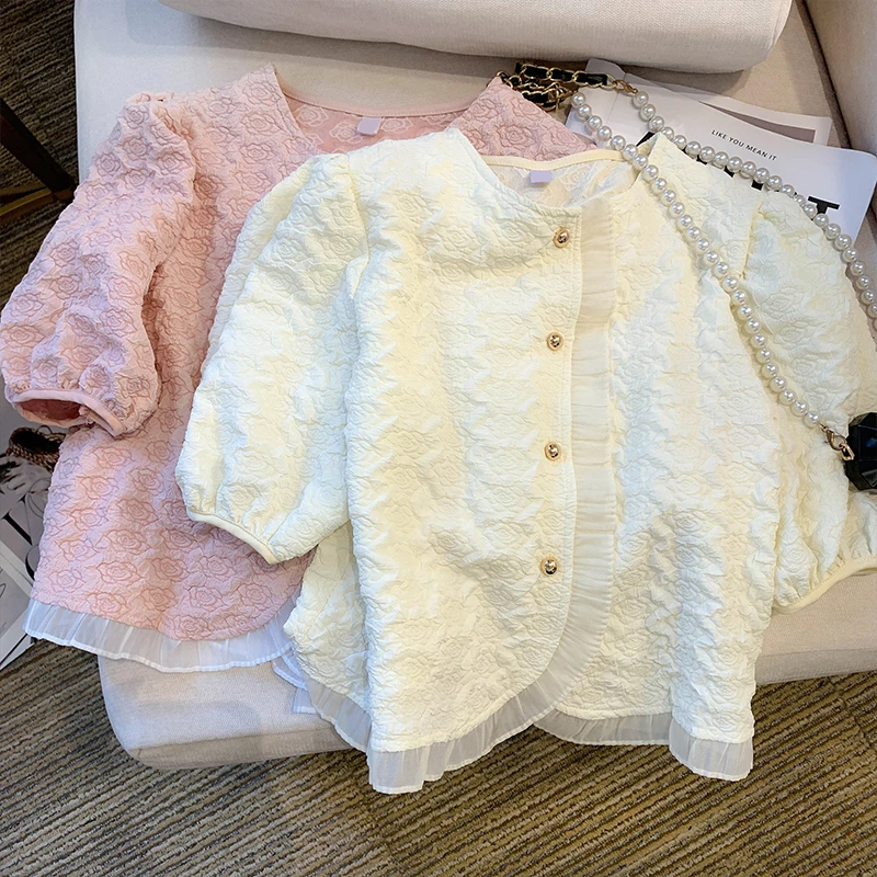 Women's Rose Embossed Round Neck Bubble Short Sleeve Shirt Summer New Vintage Style Lace Single Breasted Buckle Top Female
Women's Rose Embossed Round Neck Bubble Short Sleeve Shirt Summer New Vintage Style Lace Single Breasted Buckle Top Female